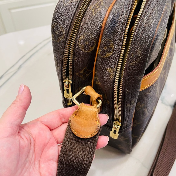 Louis Vuitton Reporter - Picture 4 of 8